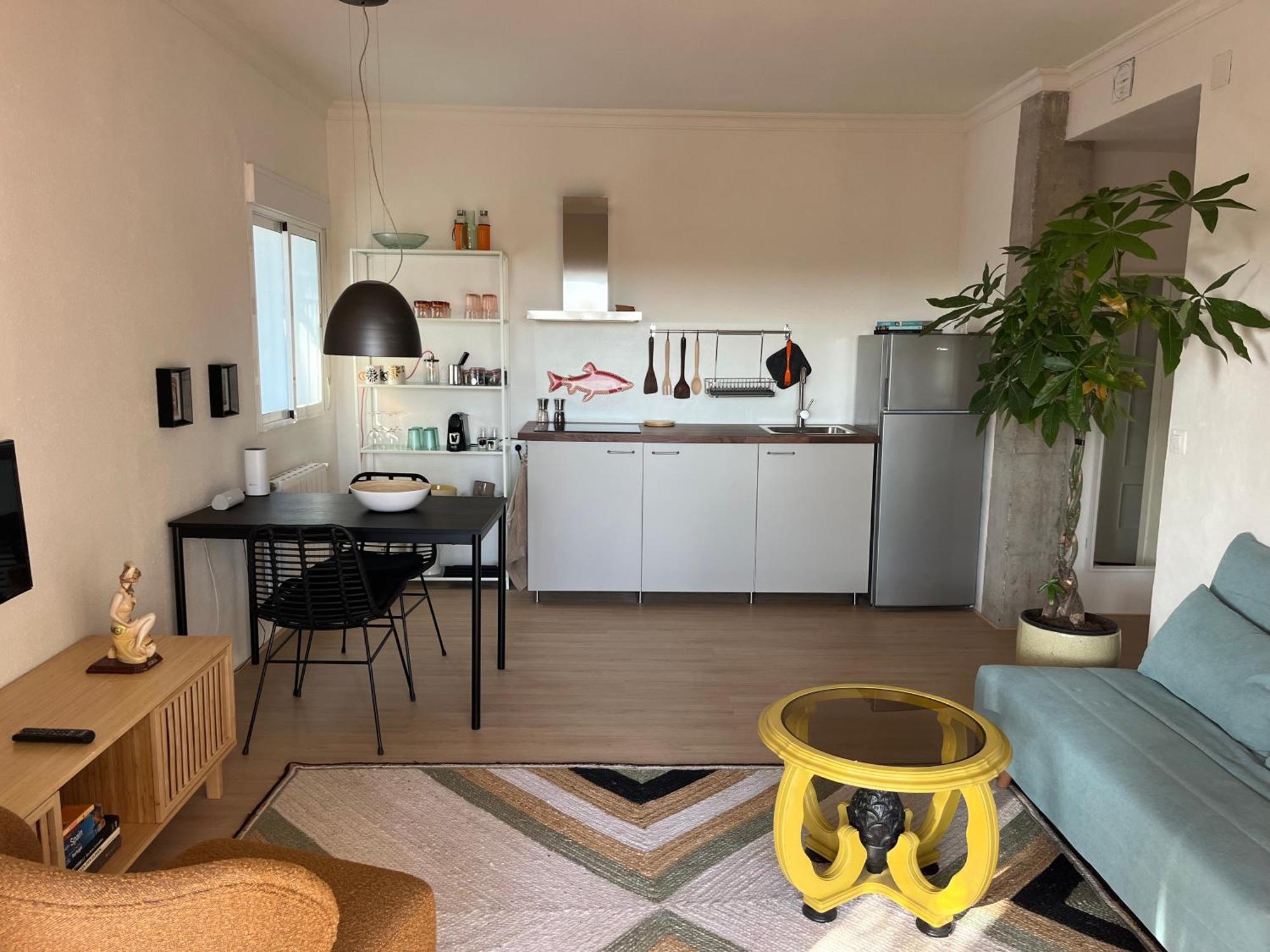 Appartement Arriba Stijlvol Met Zwembad En Tuin